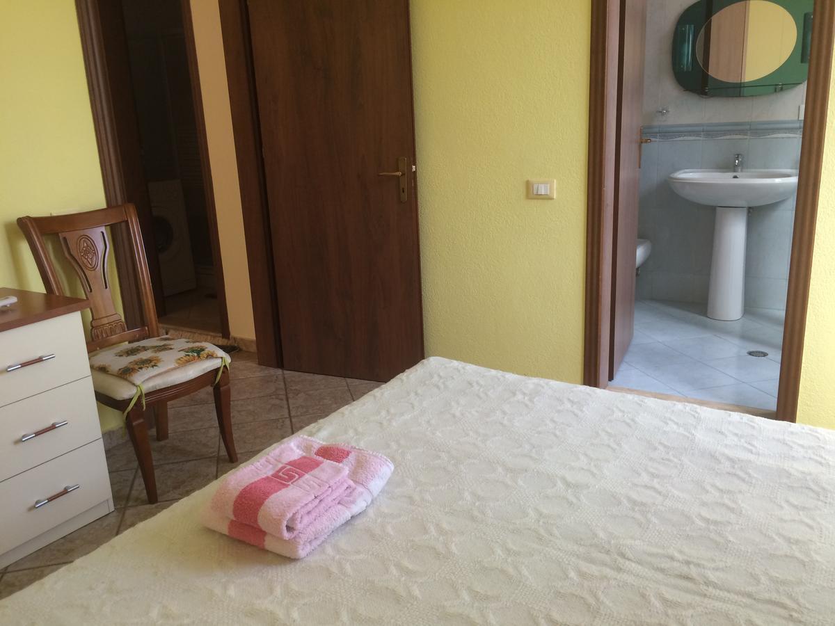 Bed and Breakfast Friends House Tirana Exterior foto